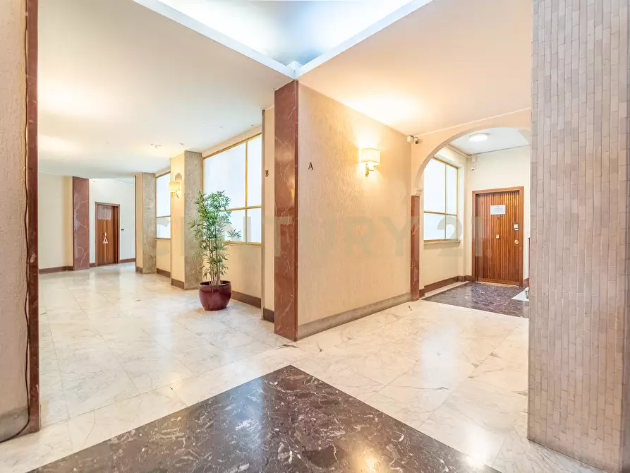 Immagine 18 di Pentalocale in affitto  in Via di Vigna Stelluti 157 a Roma