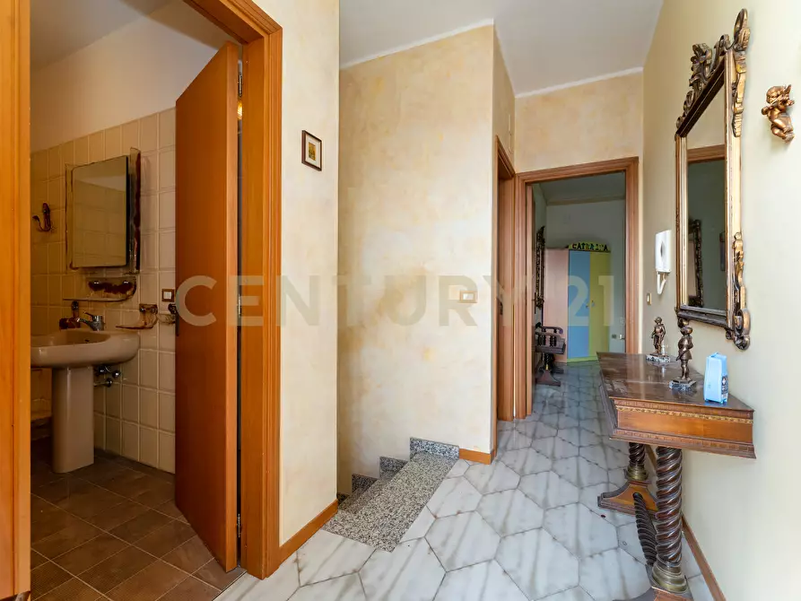 Immagine 42 di Casa bifamiliare in vendita  in Via Sebastiano Grasso 14 a Aci Catena