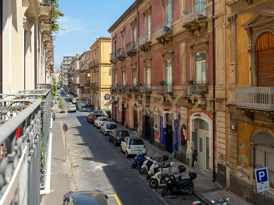 Immagine 41 di Appartamento in vendita  in Via Aloi 11 a Catania