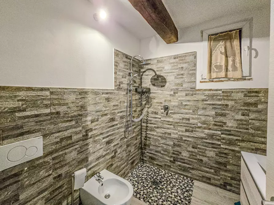 Immagine 19 di Rustico / casale in vendita  in poggio murella a Manciano