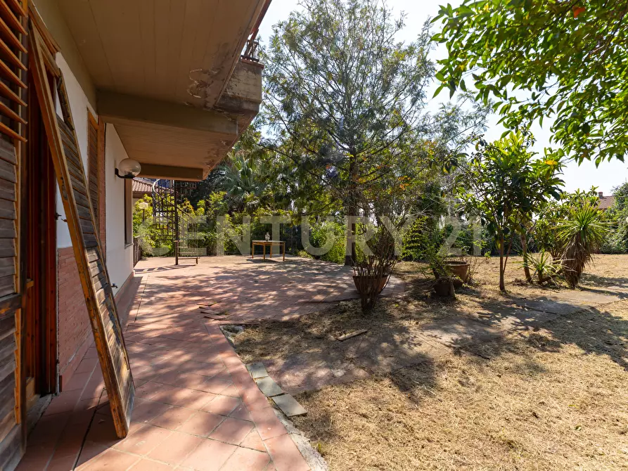 Immagine 9 di Villa in vendita  in Via dei Ciclopi 71 a Aci Catena