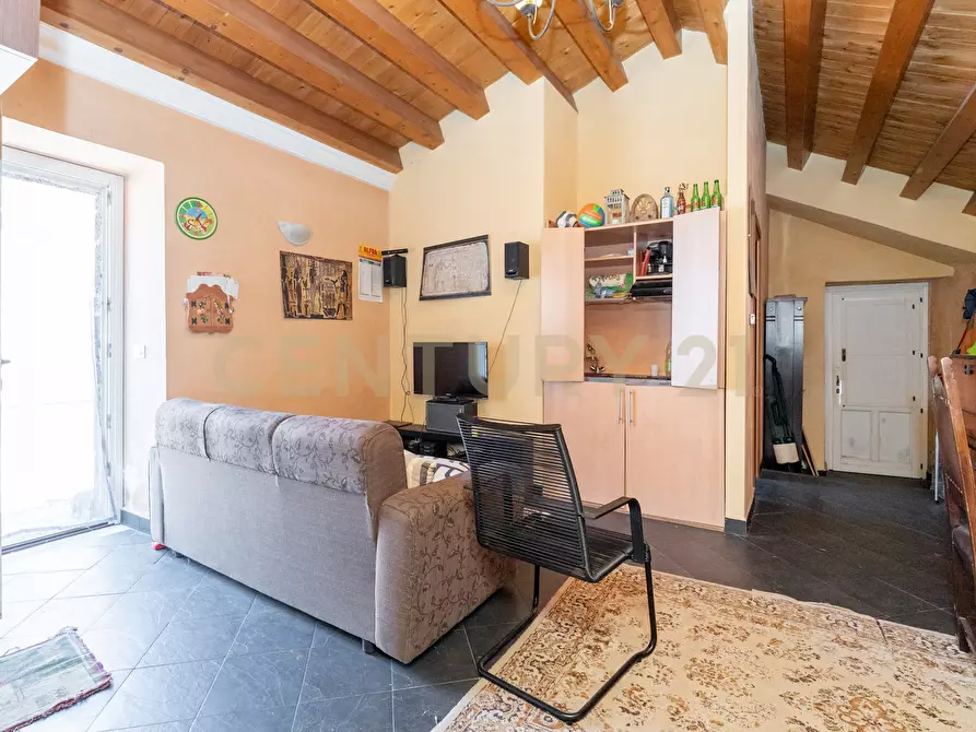 Immagine 44 di Villa in vendita  in Via Calvario 43 a Mascalucia