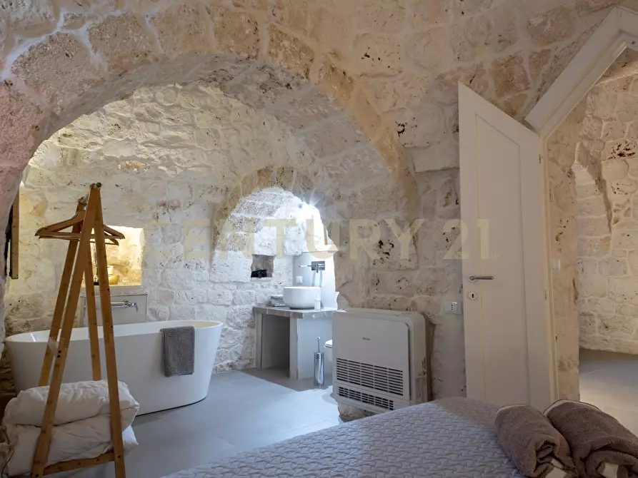 Immagine 94 di Villa in vendita  a Carovigno