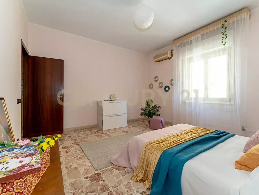 Immagine 15 di Appartamento in vendita  in Via Guglielmo Marconi 36 a Valverde