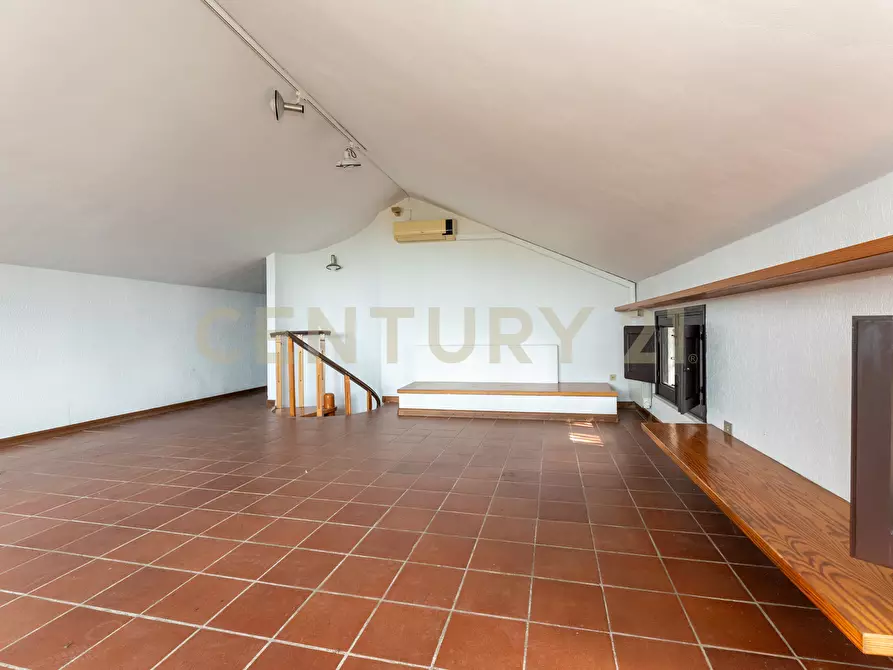 Immagine 29 di Villa in vendita  in Via Gallinaro 22 a Aci Castello