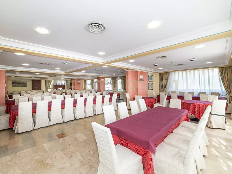 Immagine 27 di Albergo/B&B/Residence in vendita  in Via Etnea 163 a Nicolosi