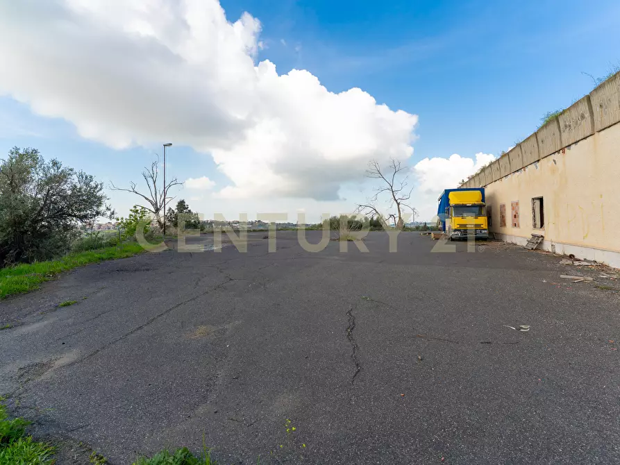 Immagine 12 di Palazzo in vendita  in SP13 53 a Motta Sant'anastasia