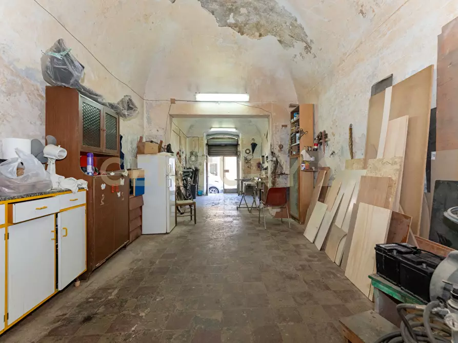 Immagine 19 di Bilocale in vendita  in Via Celeste 71 a Catania