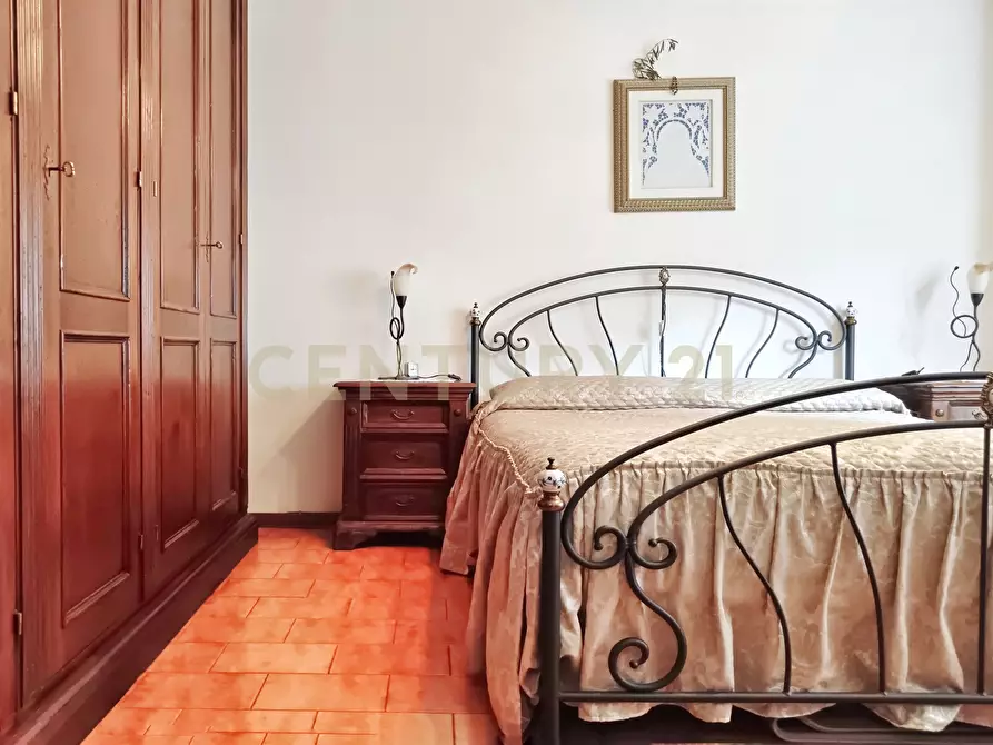 Immagine 17 di Pentalocale in vendita  in Via della Rupe 47 a Abbadia San Salvatore