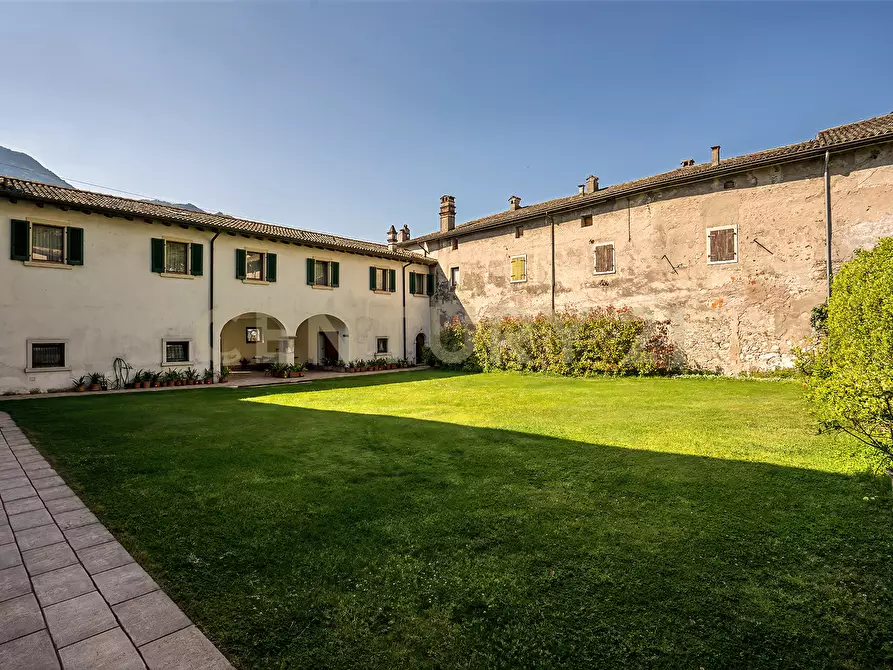Immagine 104 di Villa in vendita  in Via Adige 25 a Brentino Belluno