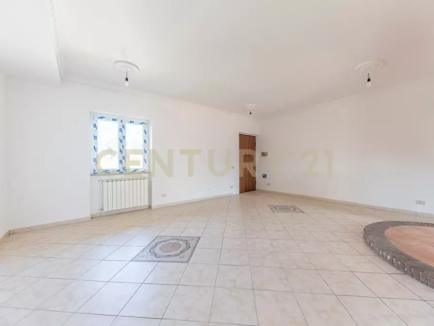 Immagine 10 di Villa in vendita  in Via Ombrone 9 a Aprilia