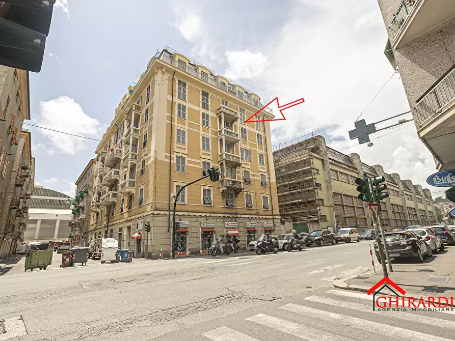 Immagine 48 di Trilocale in affitto  a Genova