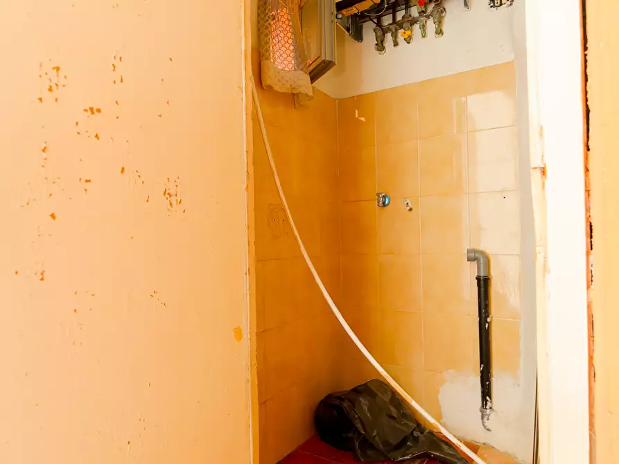 Immagine 26 di Trilocale in vendita  in VIA F. RAVASCHIO 17 a Genova