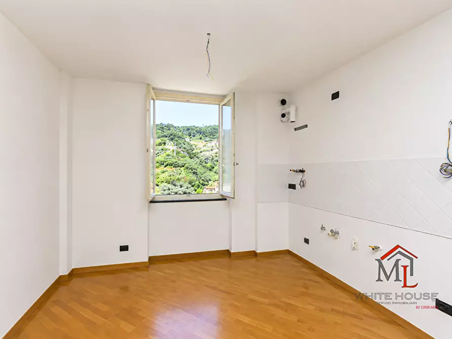 Immagine 6 di Trilocale in vendita  in Via Fra Giovanni Angelo Montorsoli 3 a Genova