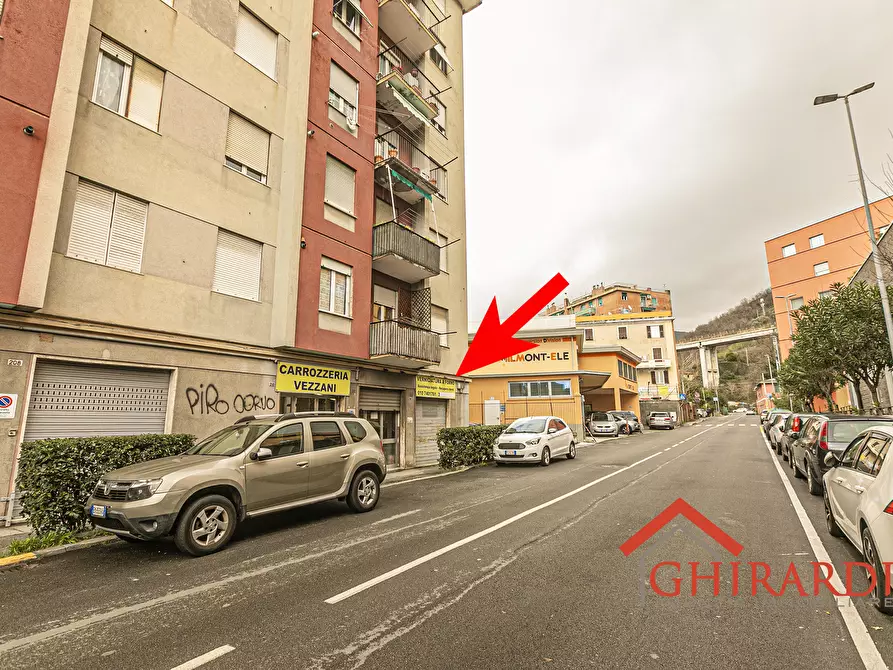 Immagine 19 di Attività artigianale in vendita  in VIA VEZZANI 210R a Genova