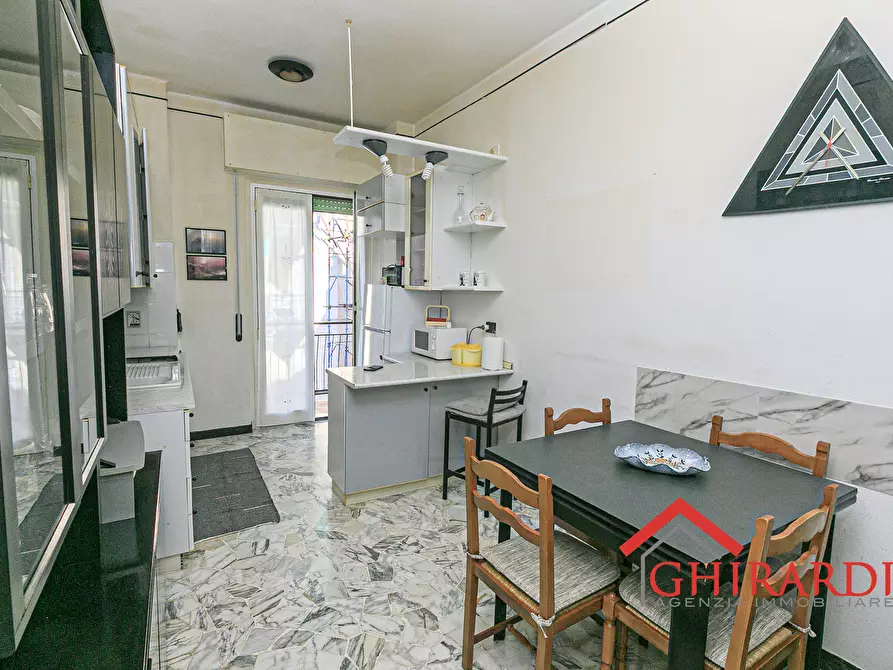 Immagine 7 di Trilocale in affitto  in VIA CANESI 56 a Genova