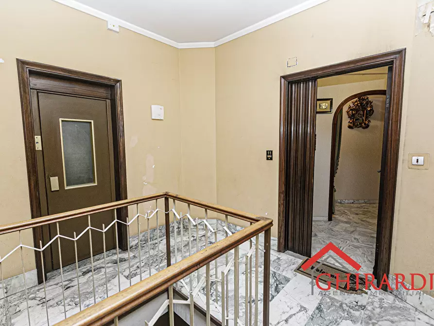 Immagine 39 di Quadrilocale in vendita  in Via Luigi Galvani 24 a Genova