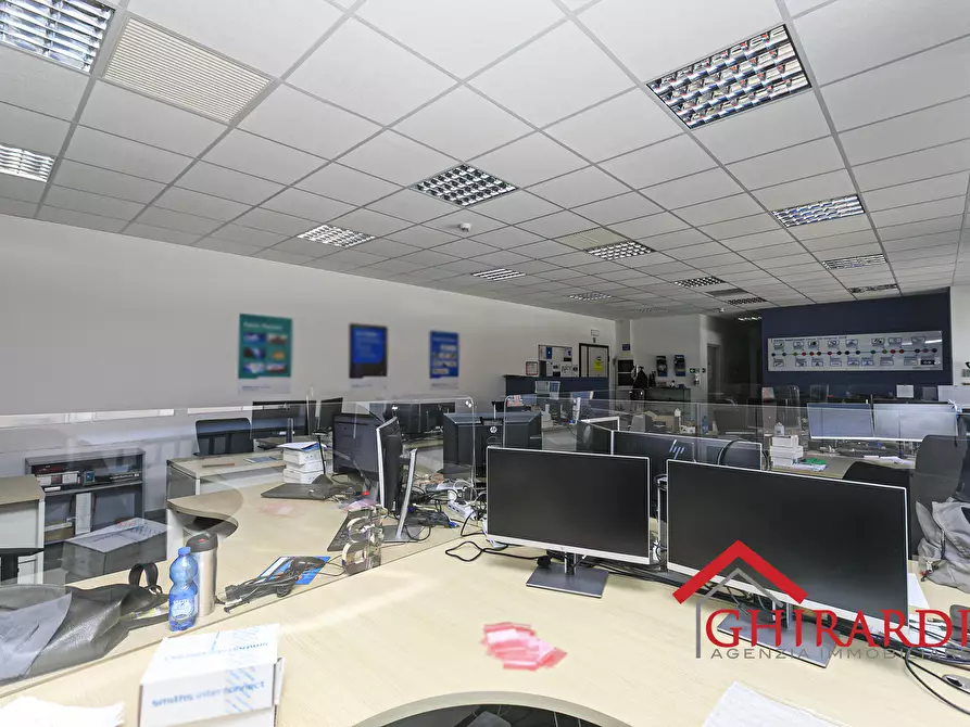 Immagine 6 di Ufficio in vendita  in Via Enrico Albareto 21 a Genova