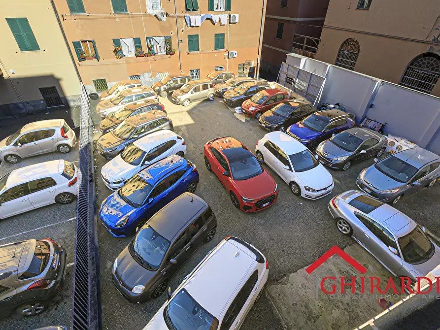 Immagine 24 di Showroom in affitto  in VIA PRA' 5 a Genova