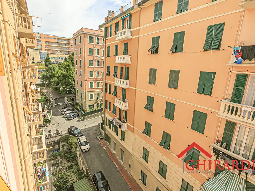 Immagine 27 di Bilocale in vendita  in VIA ANDREA DEL SARTO 15 a Genova