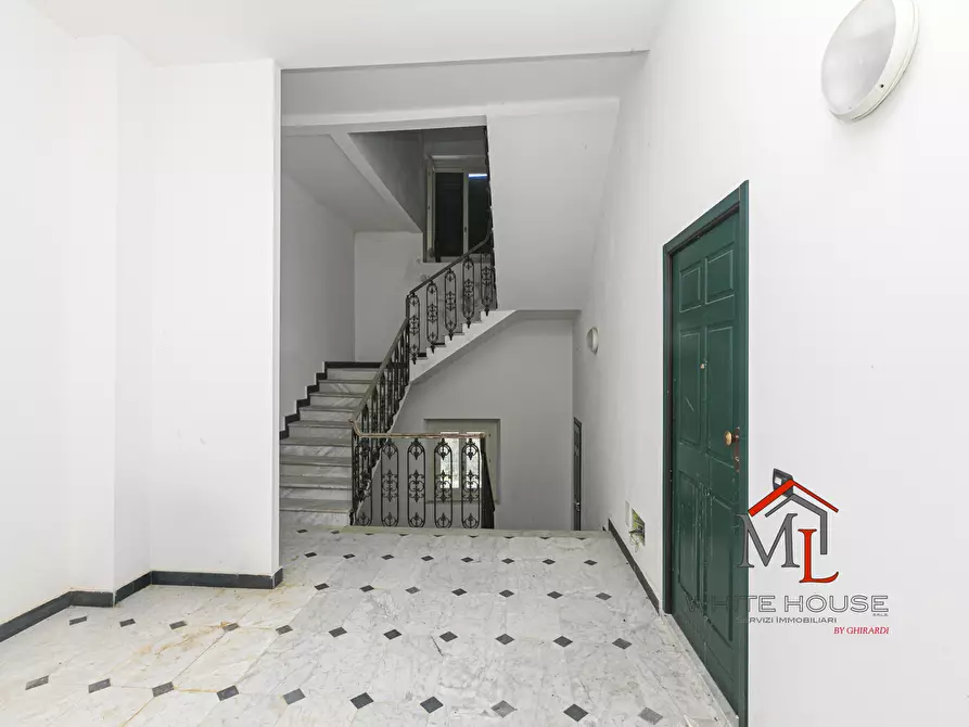 Immagine 24 di Trilocale in vendita  in Via Fra Giovanni Angelo Montorsoli 3 a Genova