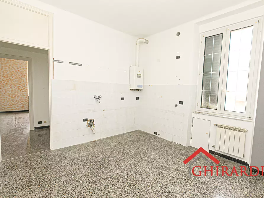 Immagine 13 di Quadrilocale in vendita  in VIA SAN LUIGI 18 a Genova