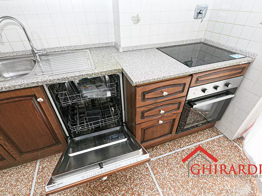 Immagine 8 di Bilocale in affitto  in Via Borzoli 15C a Genova