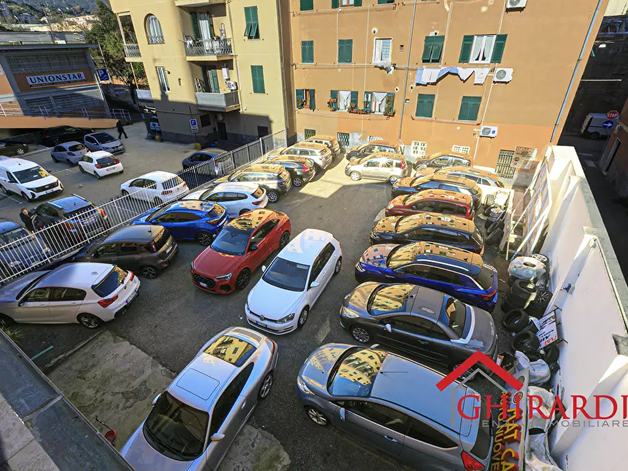 Immagine 22 di Showroom in affitto  in VIA PRA' 5 a Genova