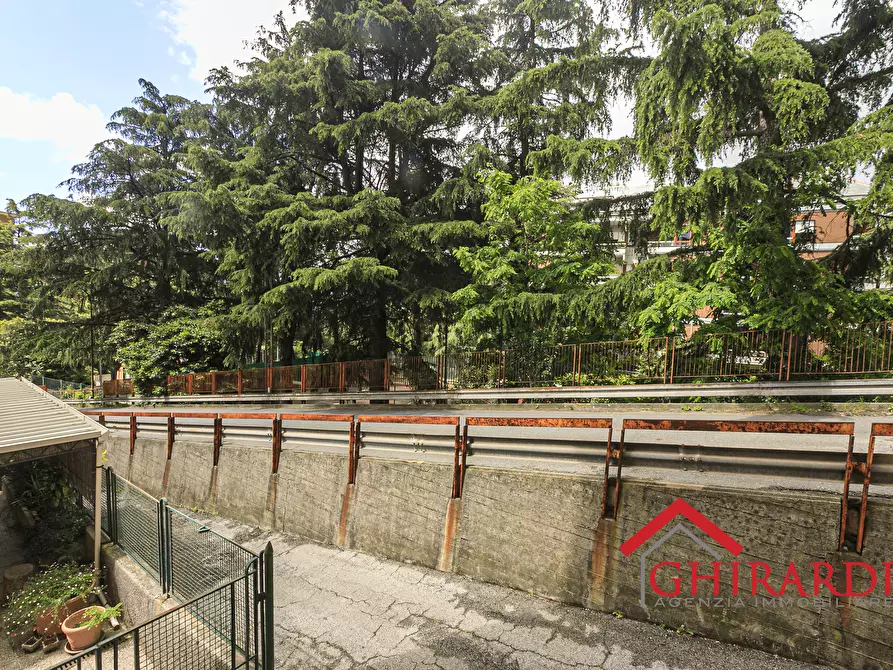 Immagine 28 di Trilocale in affitto  in Salita Cataldi 26 a Genova