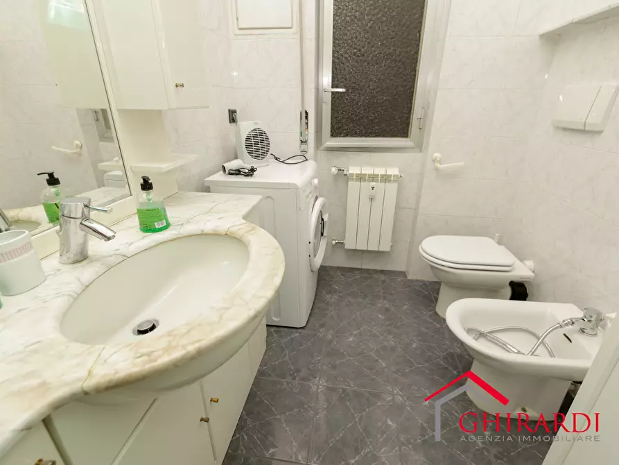 Immagine 18 di Trilocale in affitto  in VIA CANESI 56 a Genova