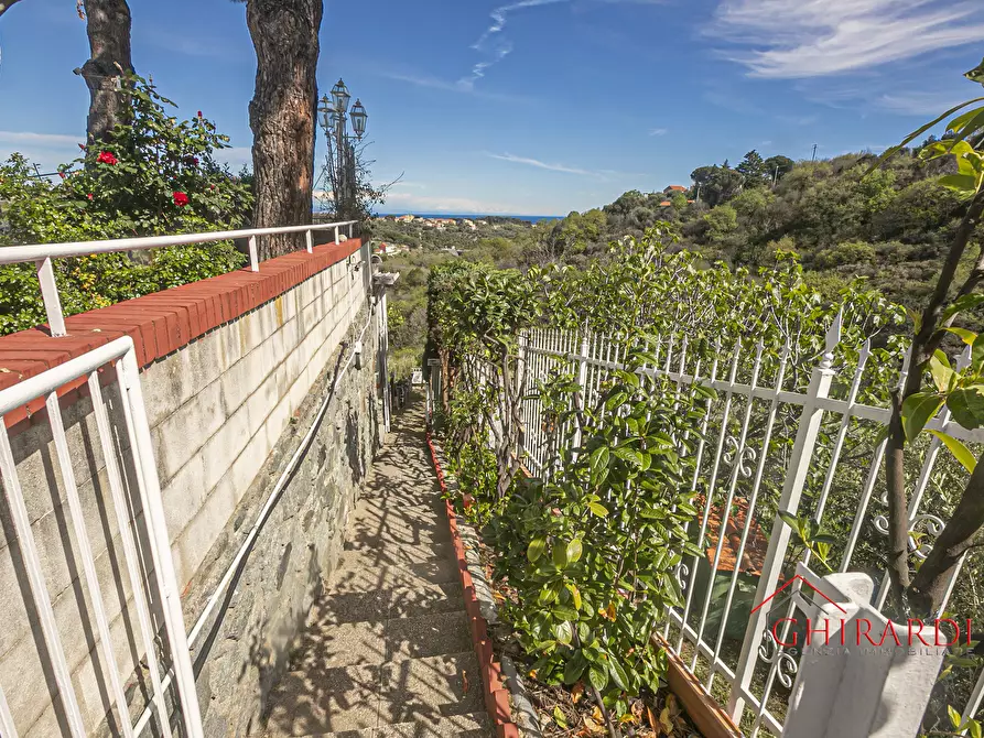 Immagine 95 di Villa in vendita  in VIA PECORILE a Celle Ligure