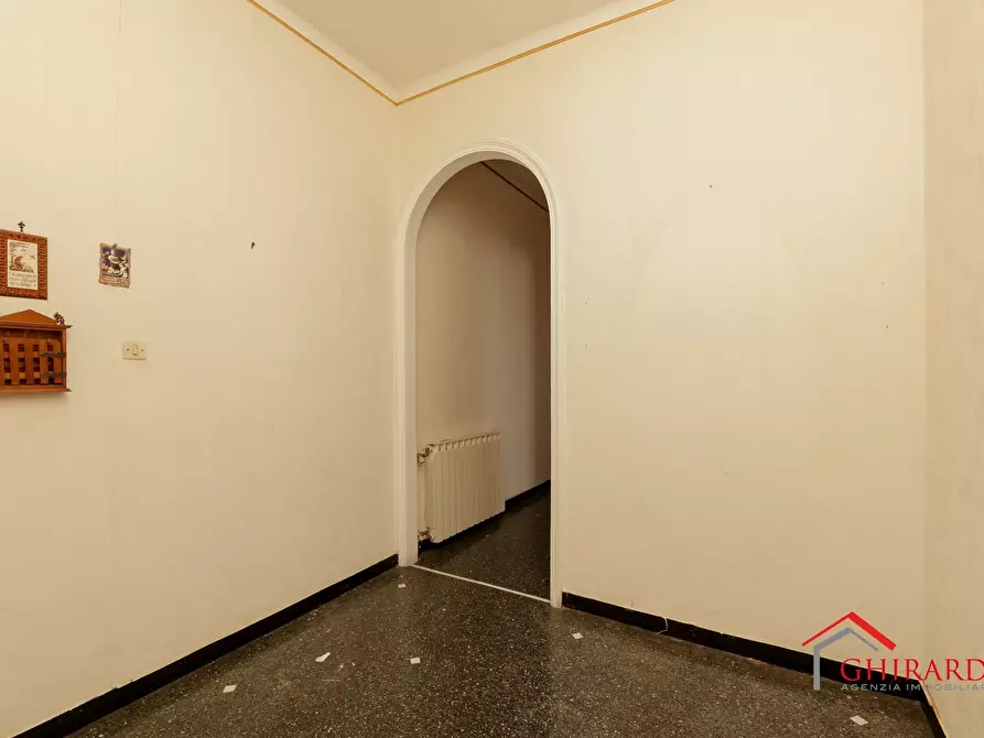 Immagine 3 di Trilocale in vendita  in Via Sant'Alberto 61A a Genova