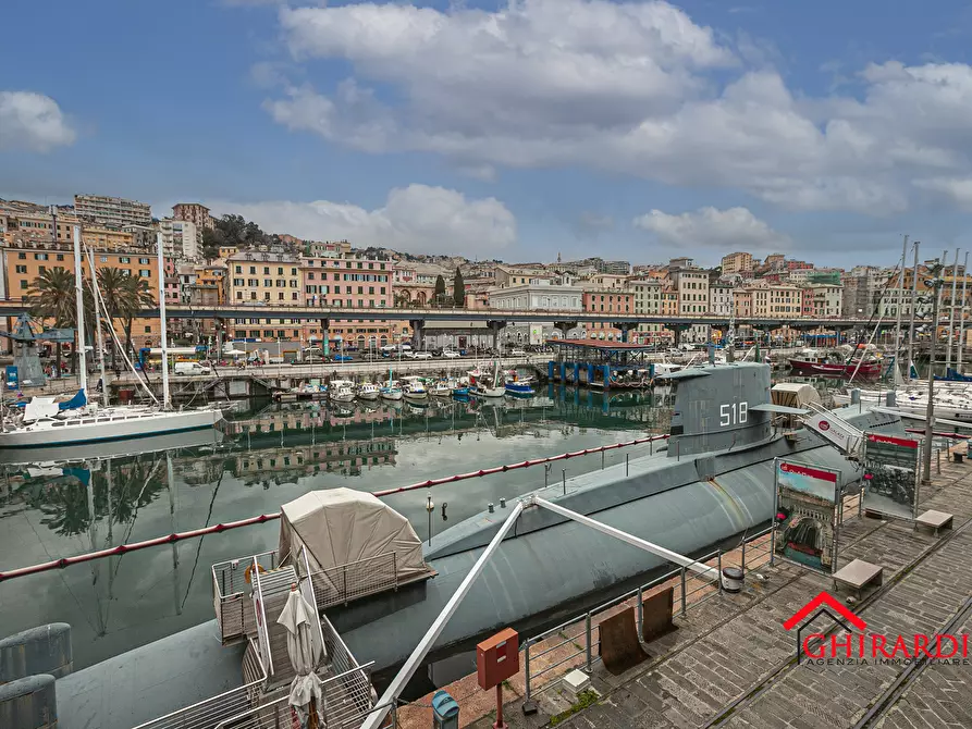 Immagine 39 di Quadrilocale in affitto  in Calata Andalò di Negro 3 a Genova