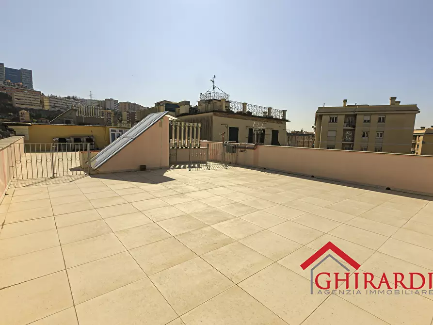 Immagine 38 di Trilocale in vendita  in Via Pier Domenico da Bissone 4 a Genova