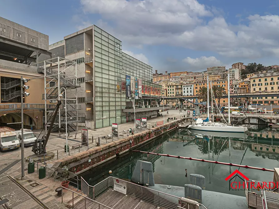 Immagine 40 di Quadrilocale in affitto  in Calata Andalò di Negro 3 a Genova