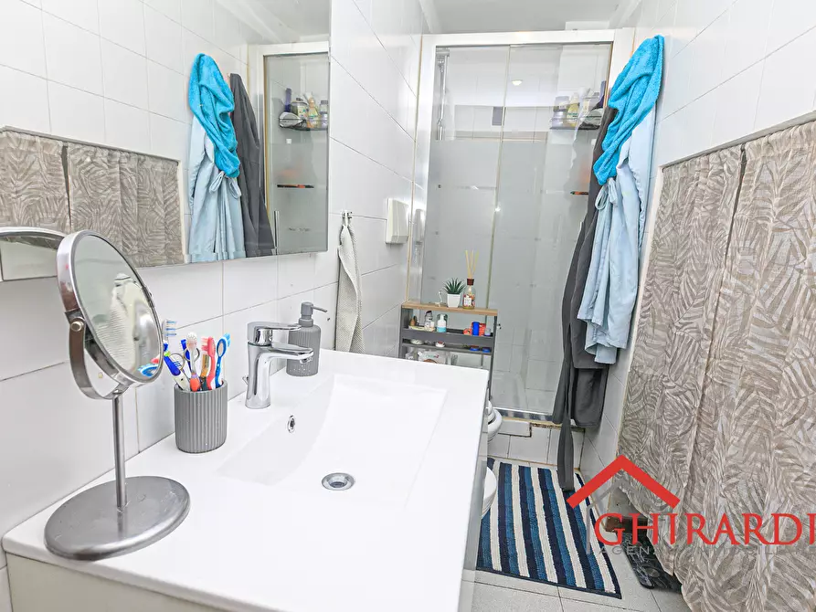 Immagine 17 di Monolocale in vendita  in VIALE MODUGNO 16 a Genova