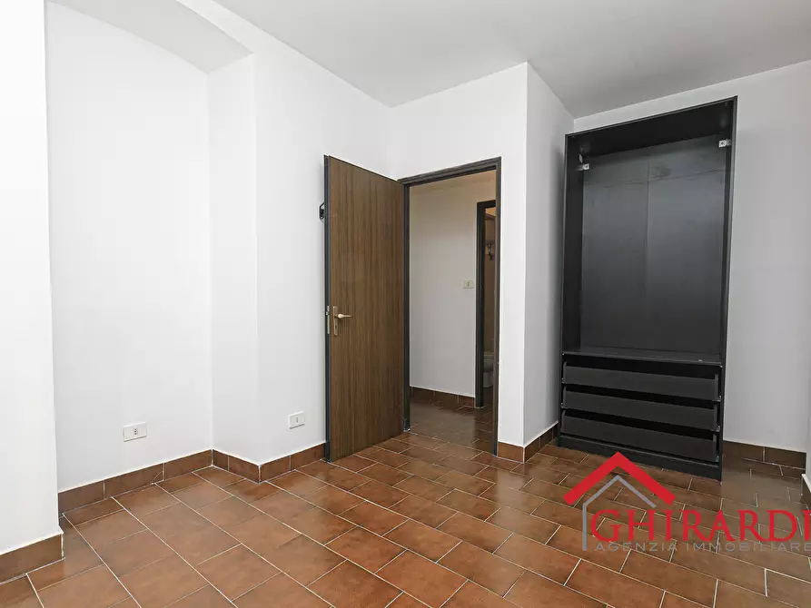 Immagine 35 di Showroom in affitto  in VIA PRA' 5 a Genova