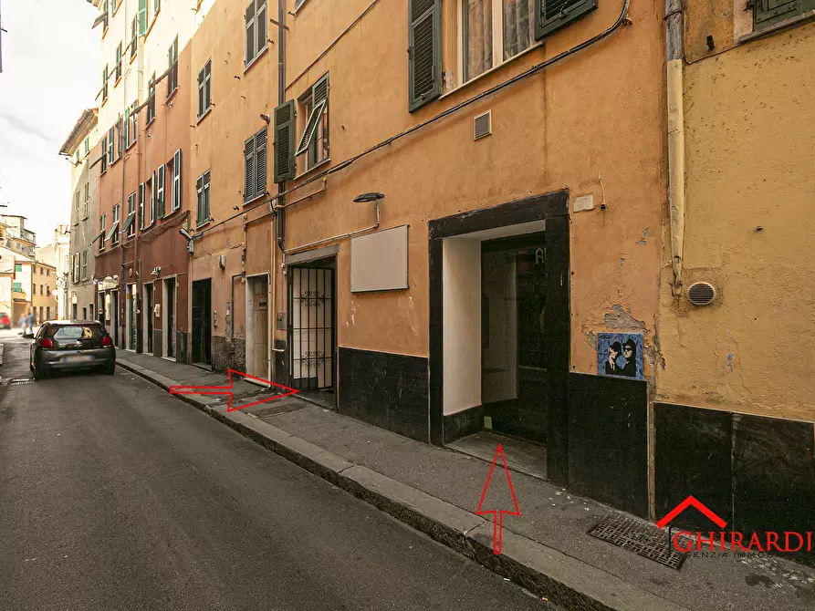 Immagine 30 di Locale commerciale in affitto  in VIA VADO 17R a Genova