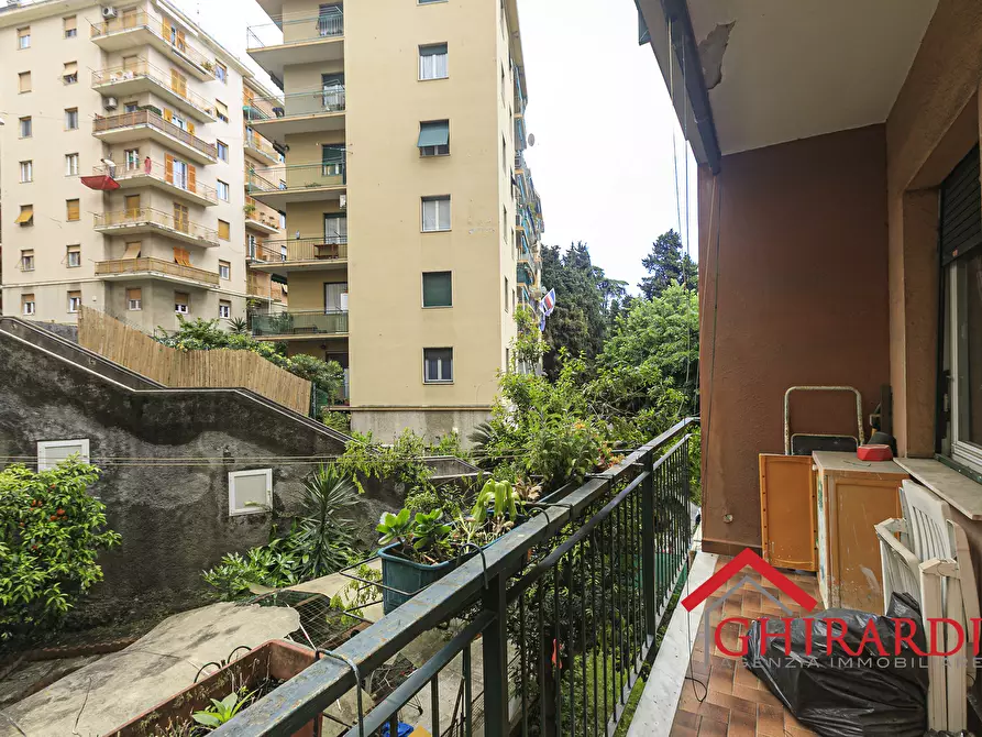 Immagine 29 di Quadrilocale in vendita  in Piazza Giovanni Tarello 9 a Genova