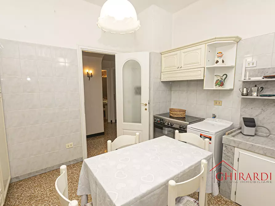 Immagine 11 di Quadrilocale in affitto  in VIA BORZOLI 6A a Genova