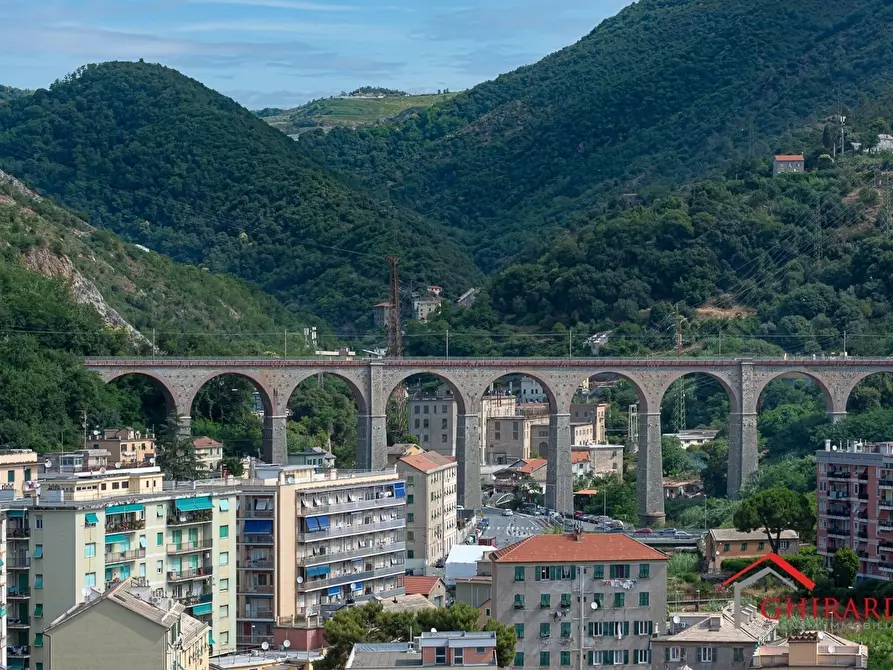 Immagine 34 di Trilocale in vendita  in Via Chiaravagna 28 a Genova