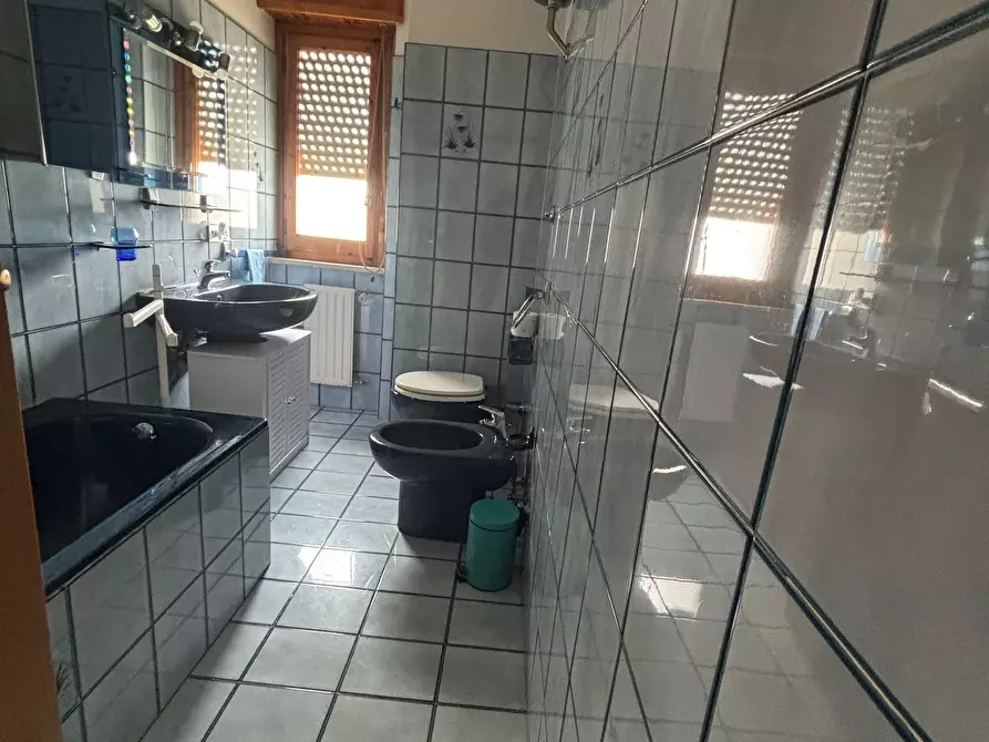 Immagine 15 di Trilocale in vendita  in Via Lipari 1A a Nettuno