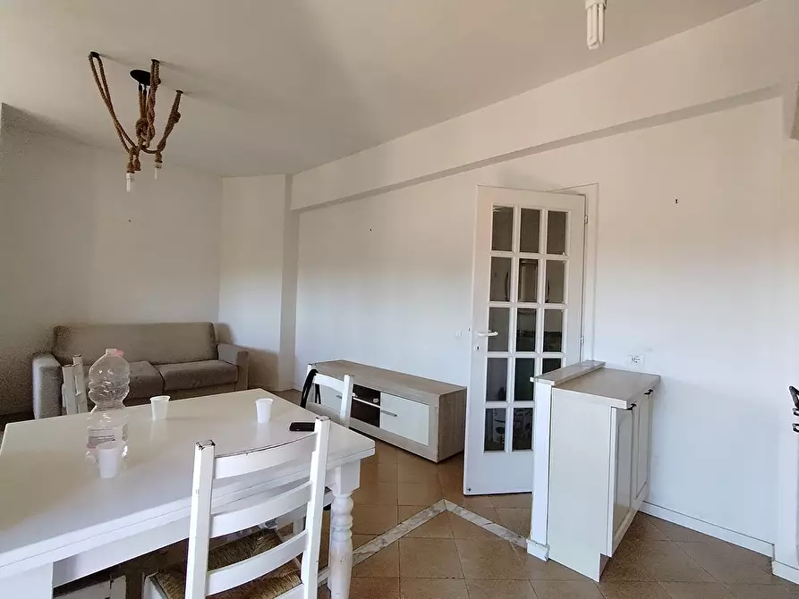 Immagine 4 di Trilocale in vendita  in Via Liri 2 a Nettuno