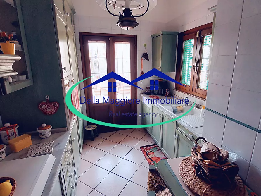 Immagine 24 di Appartamento in vendita  in via delle sorgenti a Livorno