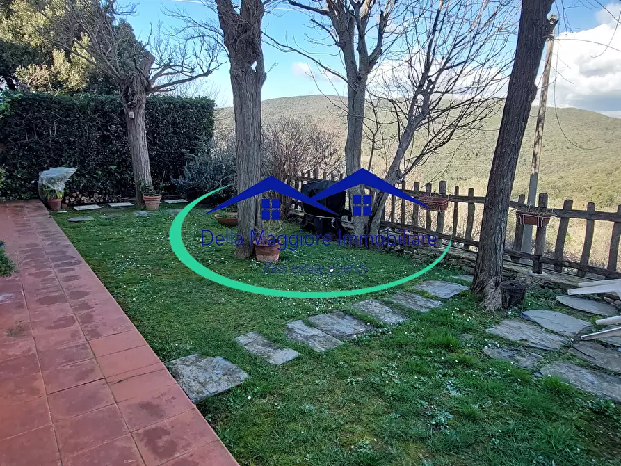 Immagine 3 di Casa bifamiliare in vendita  in Via della Valle Benedetta a Livorno