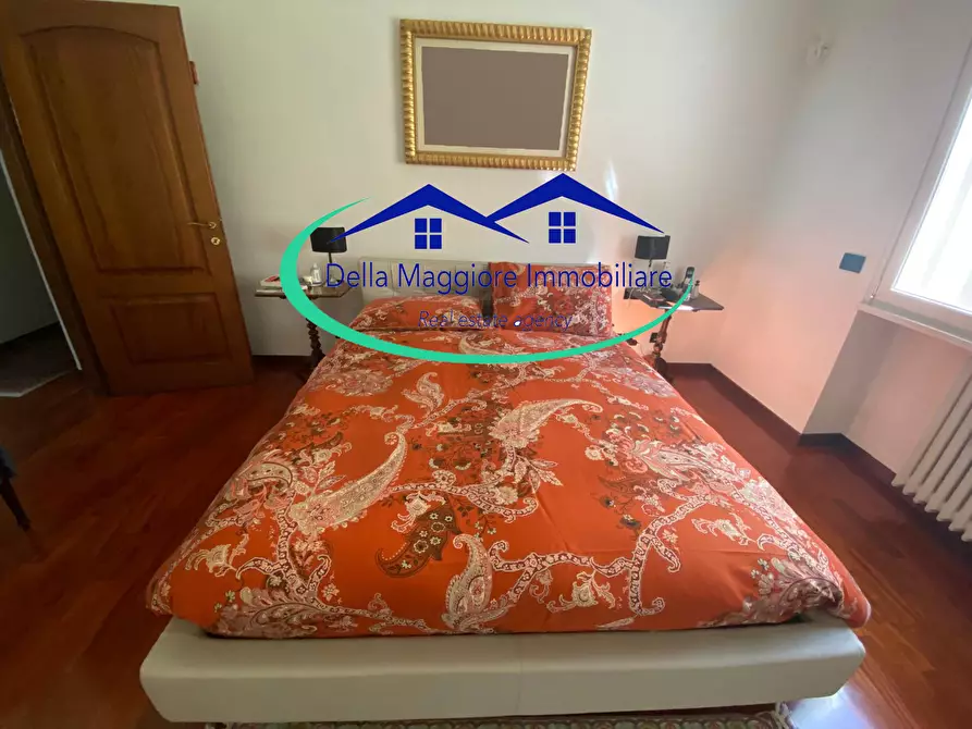 Immagine 18 di Appartamento in vendita  a Livorno