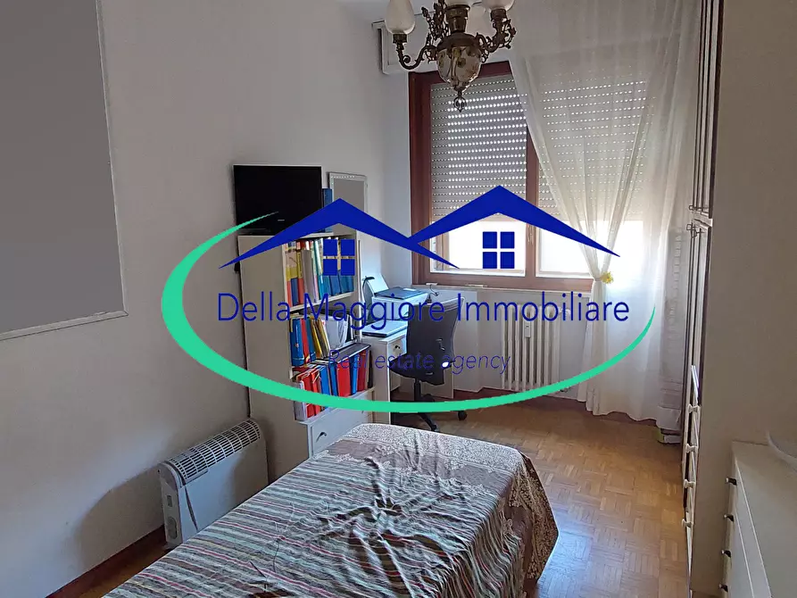 Immagine 18 di Pentalocale in vendita  in via Goito a Livorno