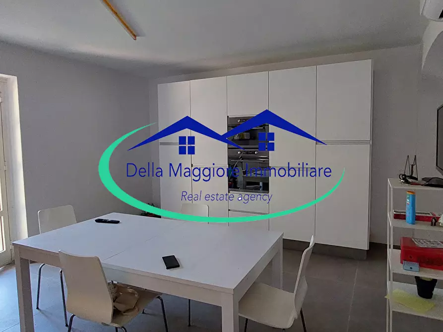 Immagine 15 di Villa in vendita  a Livorno