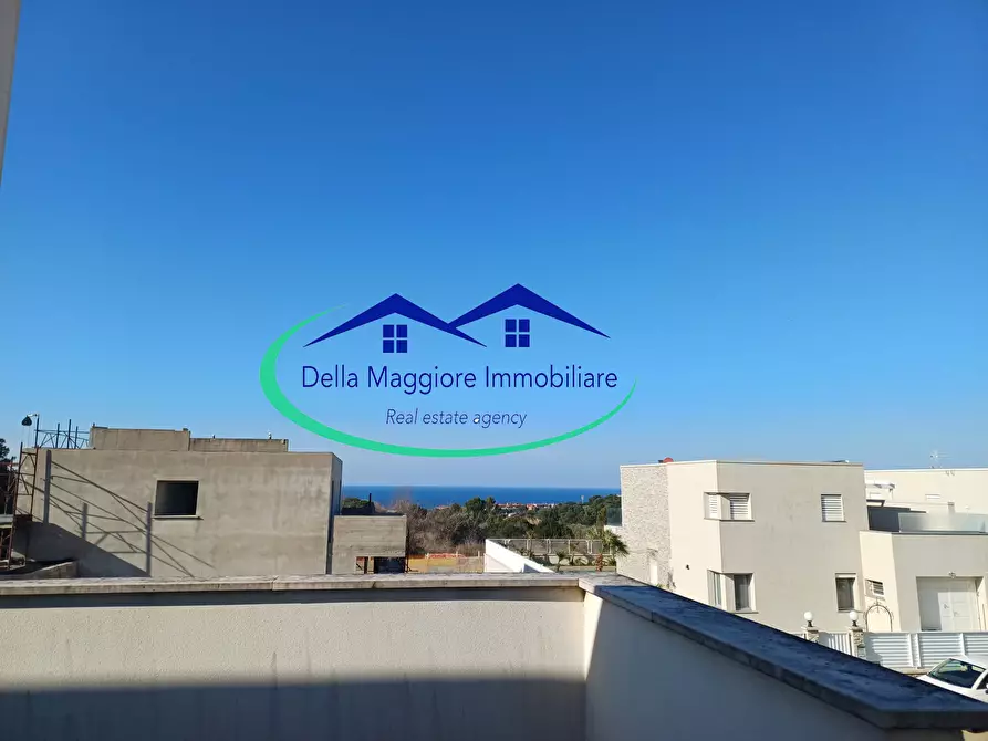 Immagine 18 di Villetta a schiera in vendita  a Livorno