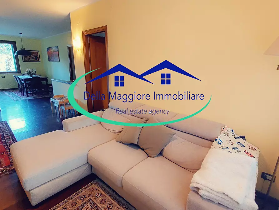 Immagine 7 di Villetta a schiera in vendita  a Livorno